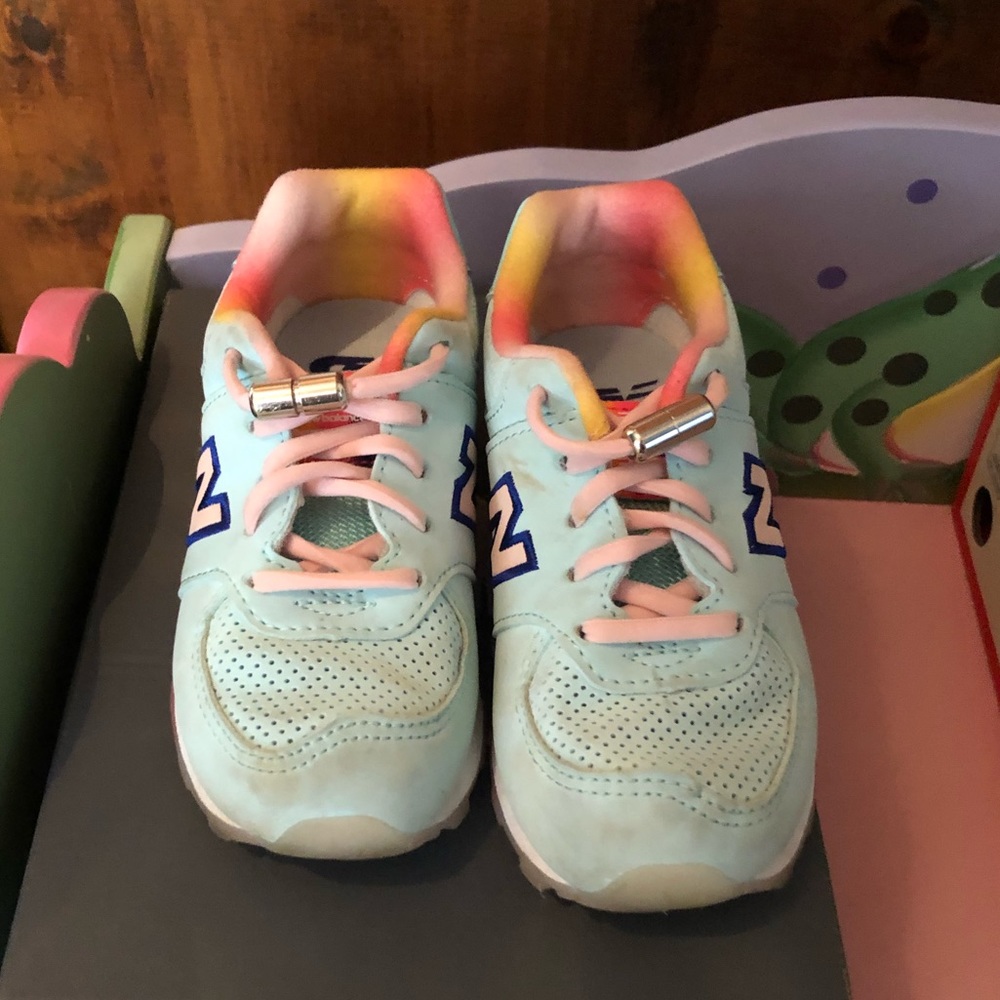 Used condition Toddler New Balance girls sz 8